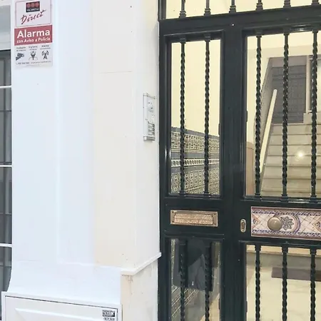 Junto A Plaza Del Salvador Апартаменты
